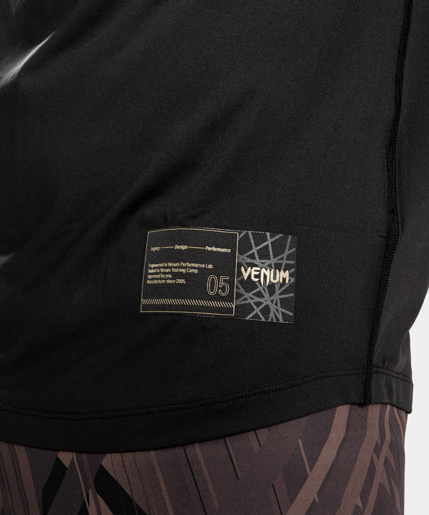 Venum Tecmo 2.0 Camiseta Dry Tech - Negro/Marrón