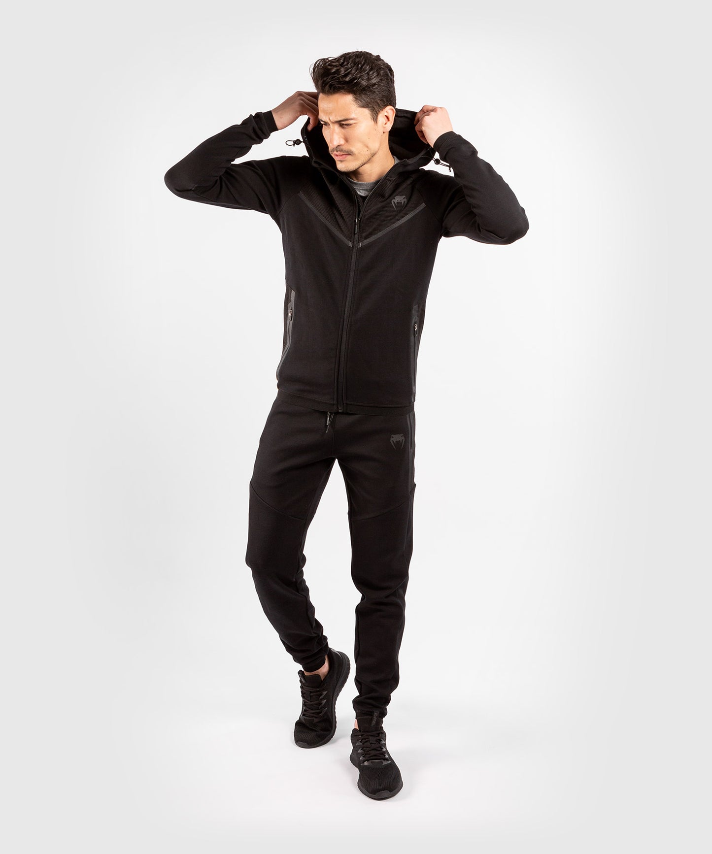 Pantalón de chándal Venum LASER EVO 2.0 - negro/negro