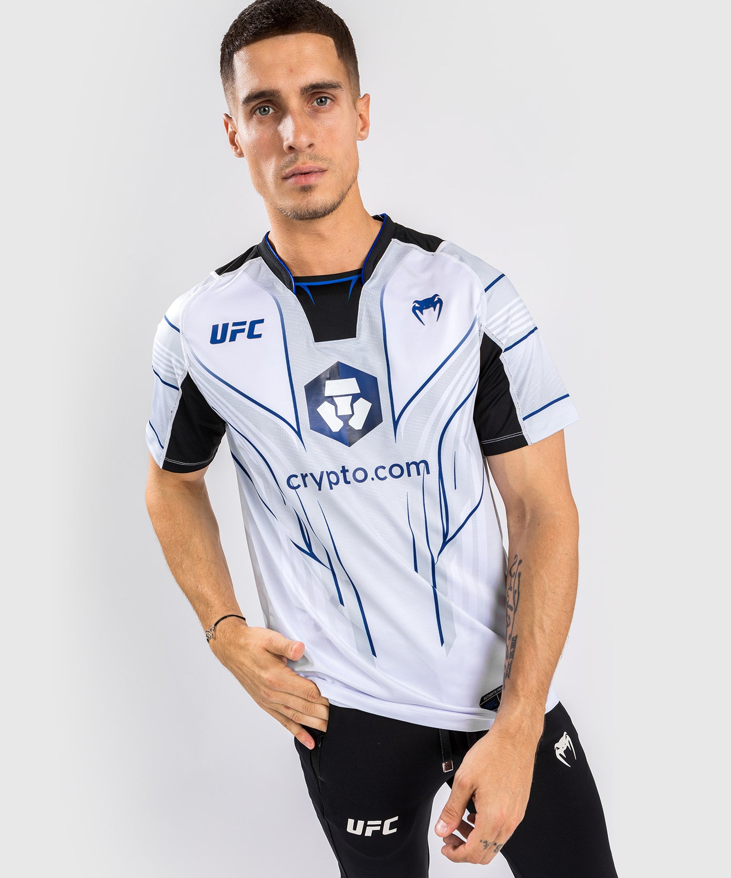 UFC Venum Authentic Fight Night 2.0 Kit by Venum Maillot Walkout Hombre - Midnight Edition - Ice