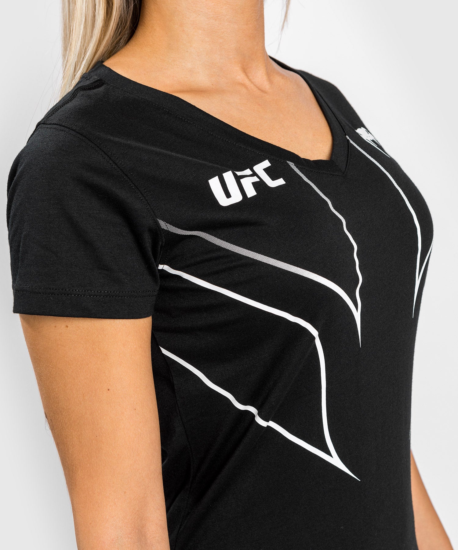  UFC Camiseta de cepillo de noche de lucha, Negro/Gris : Ropa,  Zapatos y Joyería
