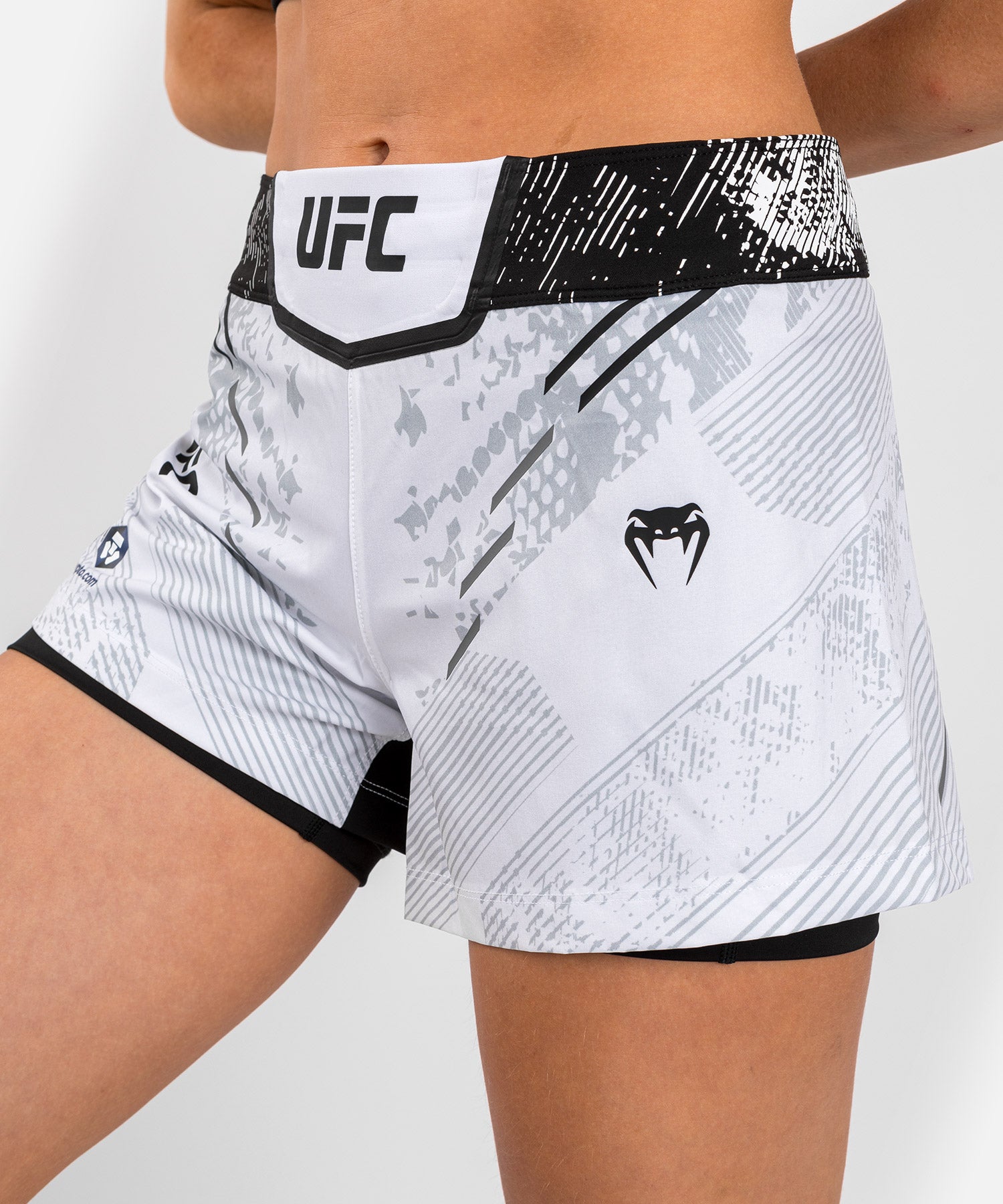 Shorts de Combat pour Femmes UFC Adrenaline by Venum Authentic Fight Night  - Noir